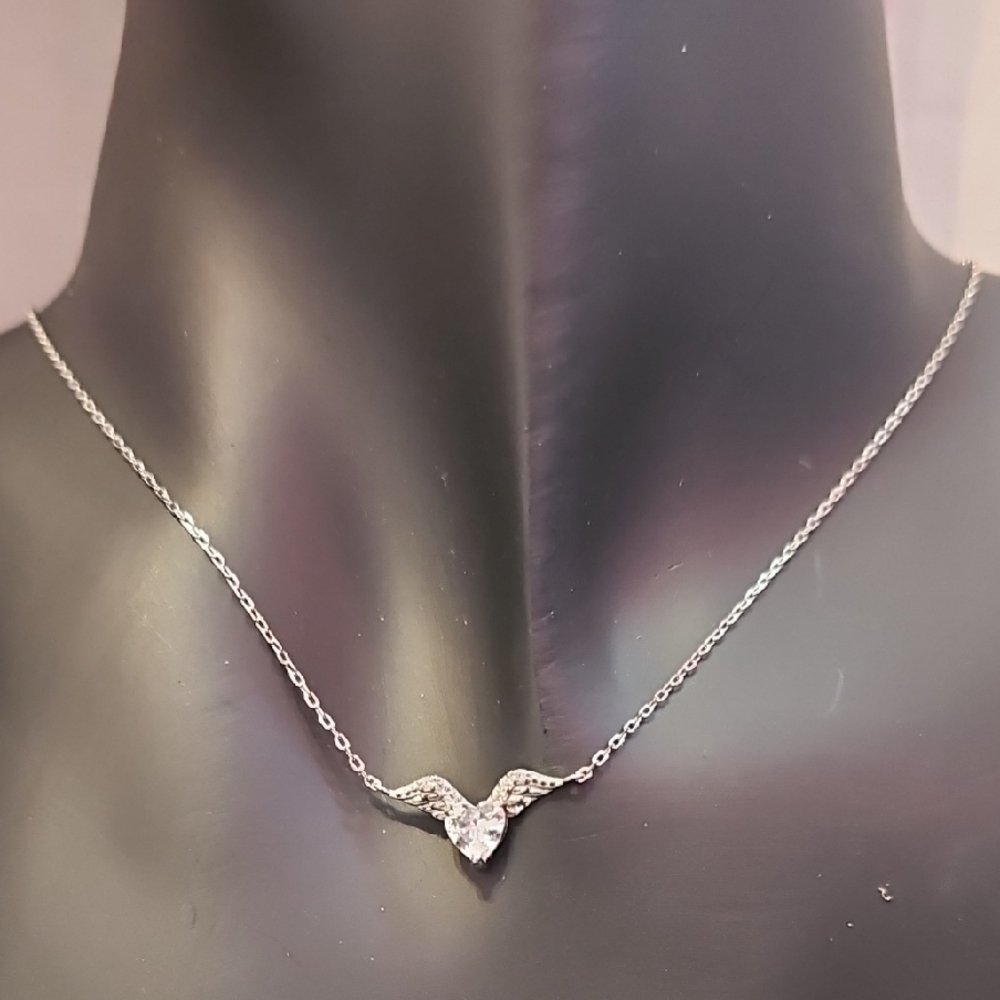 Elegant Silver‎ Wing Necklace